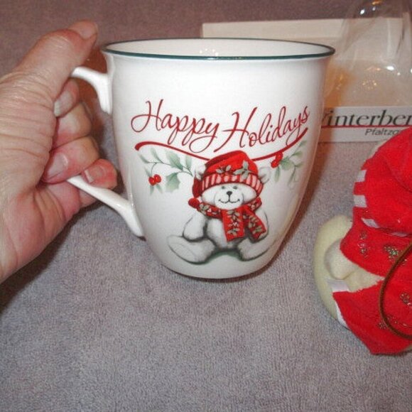Pfaltzgraff Winterberry Christmas Mug & Teddy Bear Ornament Holiday Gift Set NEW - Picture 7 of 12